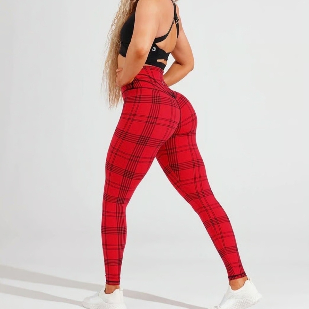 BuffBunny Legacy Legging - Red Plaid S